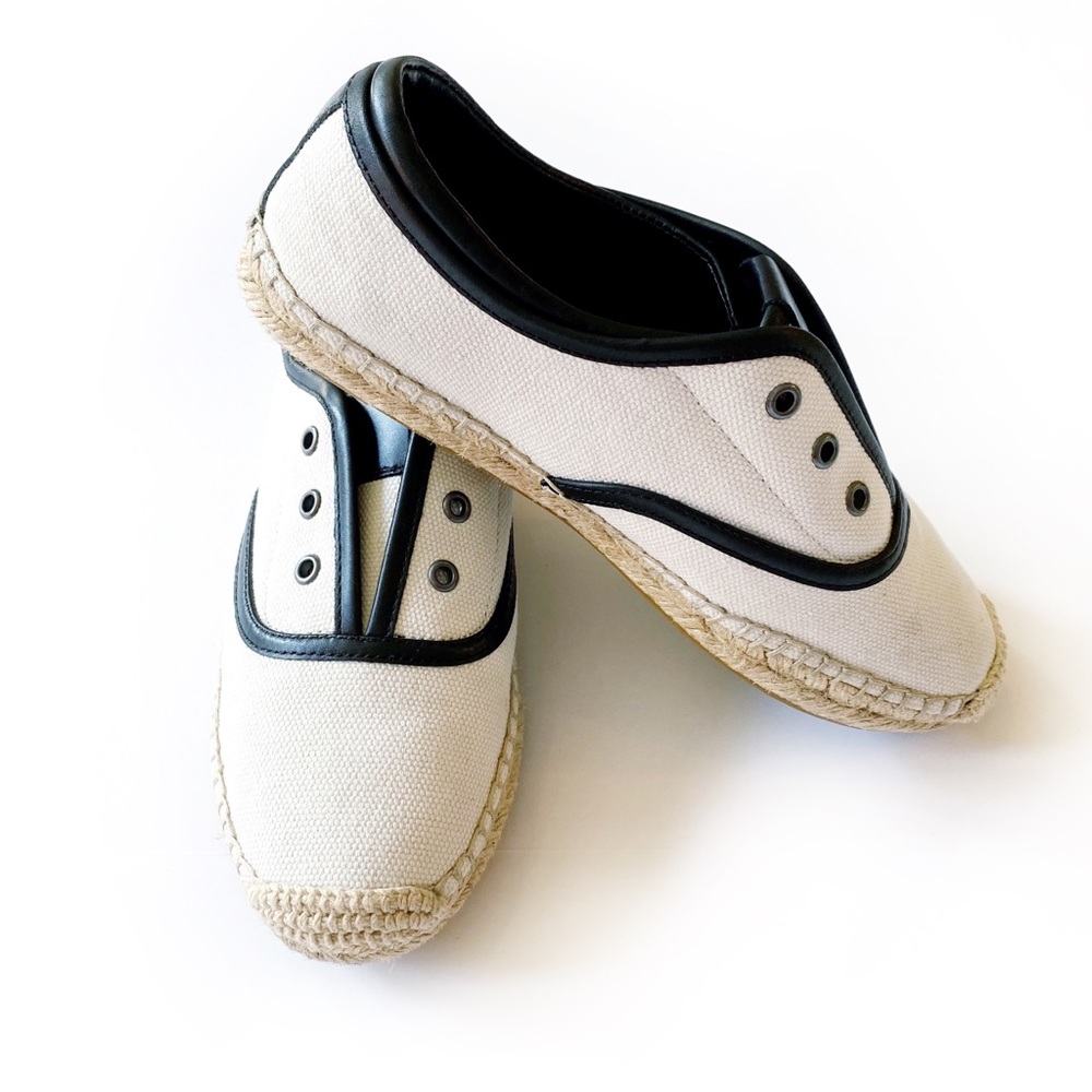 Elie Tahari White Canva Espadrille Flats Sneakers Black Leather Trim Vacation